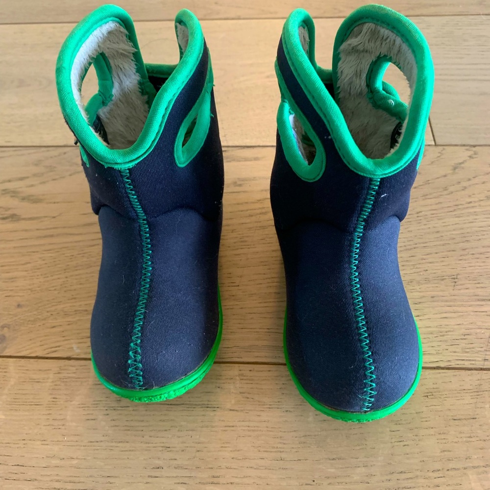 BOGS waterproof boots, size Toddler 7